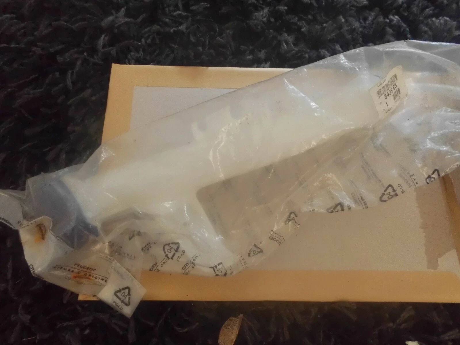 Citroen BERLINGO CAM SU DEPOSU BORUSU - EM ORJİNAL | 6439.65